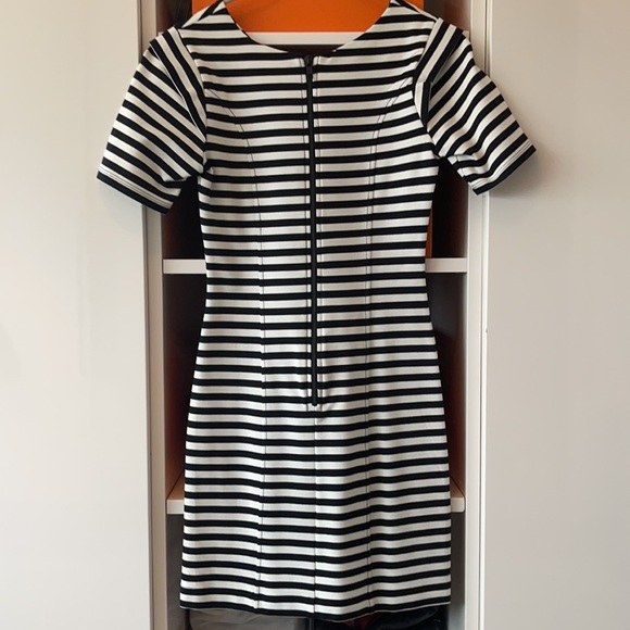 French Connection Dress Size 4 - Picture 2 of 5